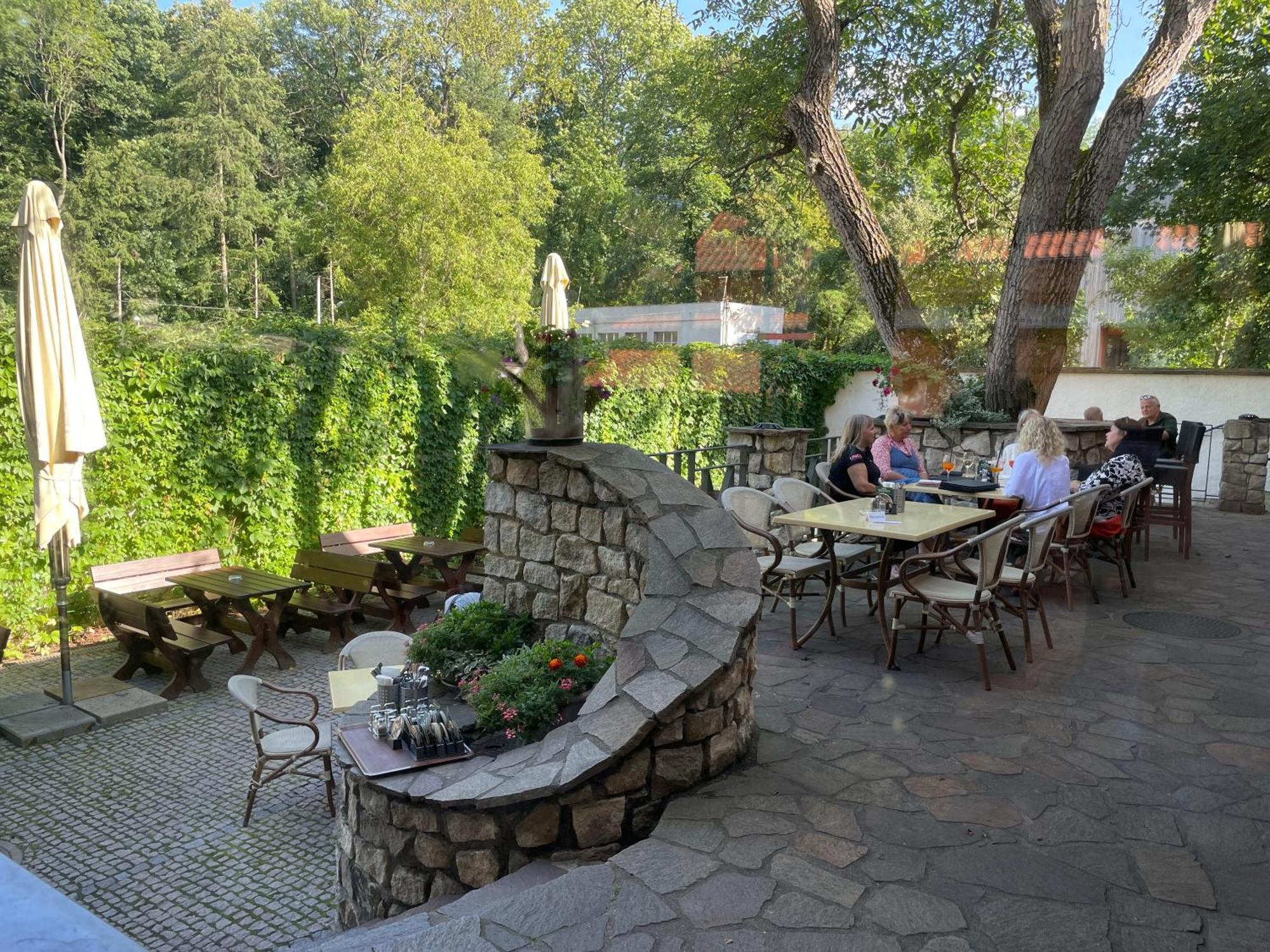 Restaurace A Penzion U Labute — Fotky 1